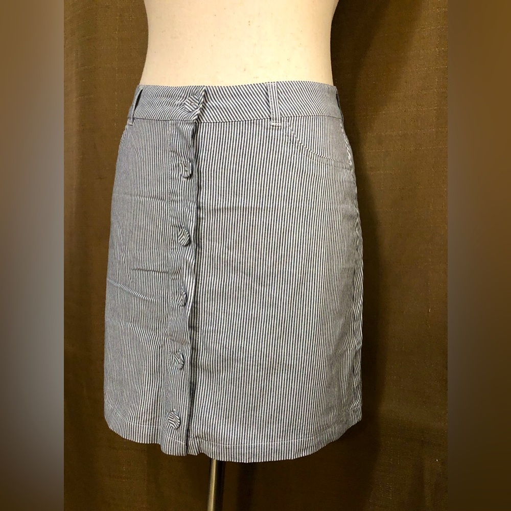 FOREVER 21 MINI SKIRT